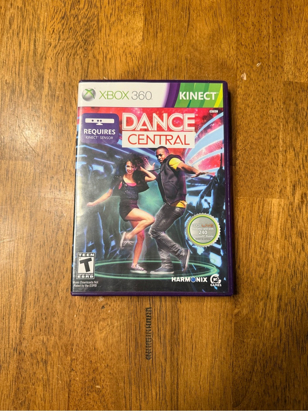 Xbox 360 Kinect Dance Central - Purple Case